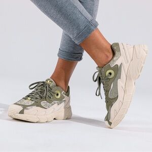 Adidas | Size 5 Astir Green & Cream Trainers